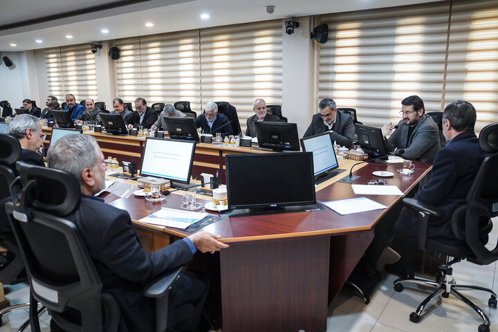 جلسه هیئت مدیره سازمان اموال و املاک با حضور رئیس ستاد اجرایی فرمان امام