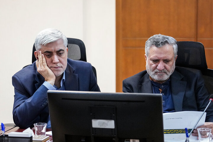 بررسی عملکرد ۹ ماهه گروه سلامت و دارویی برکت با حضور رئیس ستاد اجرایی فرمان امام