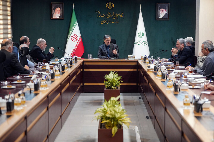 بررسی عملکرد ۹ ماهه گروه سلامت و دارویی برکت با حضور رئیس ستاد اجرایی فرمان امام