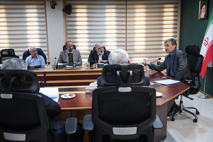 بررسی عملکرد ۹ ماهه گروه سلامت و دارویی برکت با حضور رئیس ستاد اجرایی فرمان امام