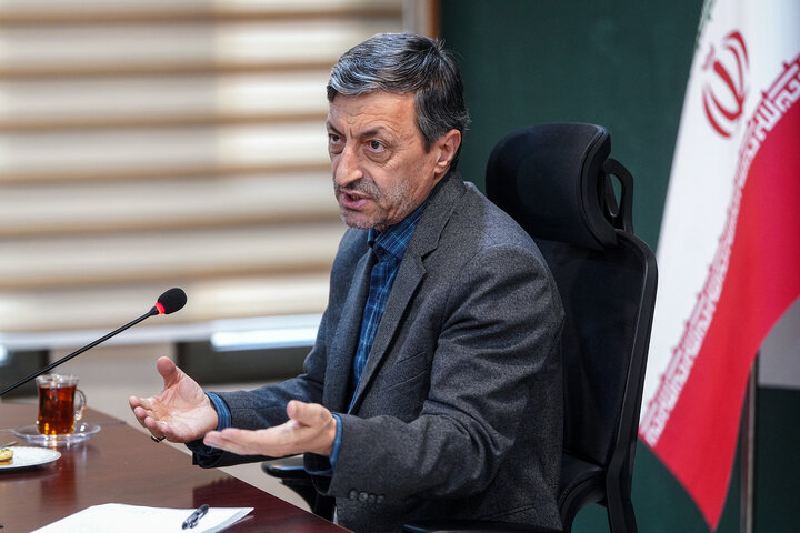 بررسی پروژه‌های جاری گروه توسعه انرژی تدبیر با حضور رئیس ستاد اجرایی فرمان امام