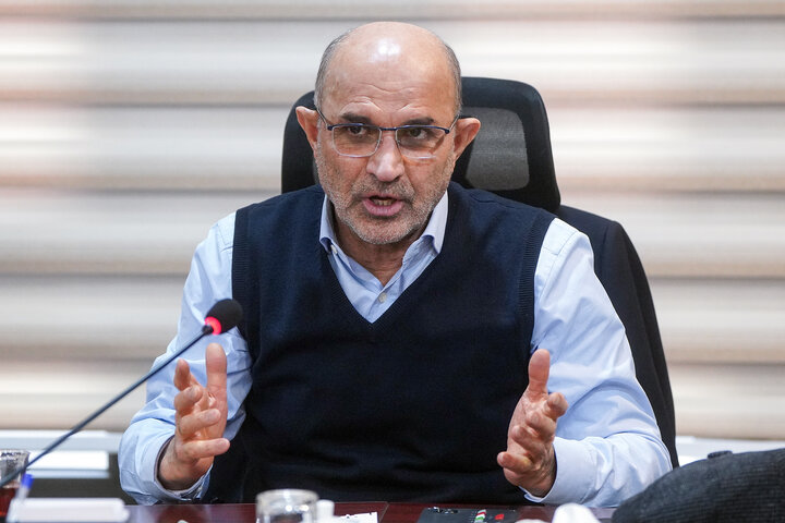 بررسی پروژه‌های جاری گروه توسعه انرژی تدبیر با حضور رئیس ستاد اجرایی فرمان امام