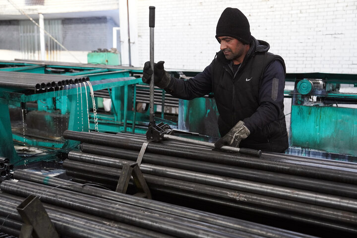 بازدید فتاح از سپنتای مرند/ تولد دوباره کارخانه‌ای که با موشک‌های رژیم صهیونی تخریب شد