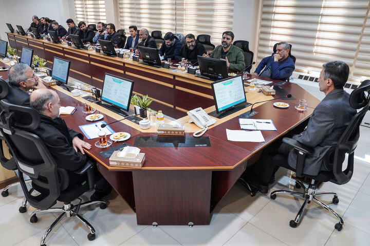 جلسه هیأت مدیره بنیاد برکت با رئیس ستاد اجرایی فرمان امام