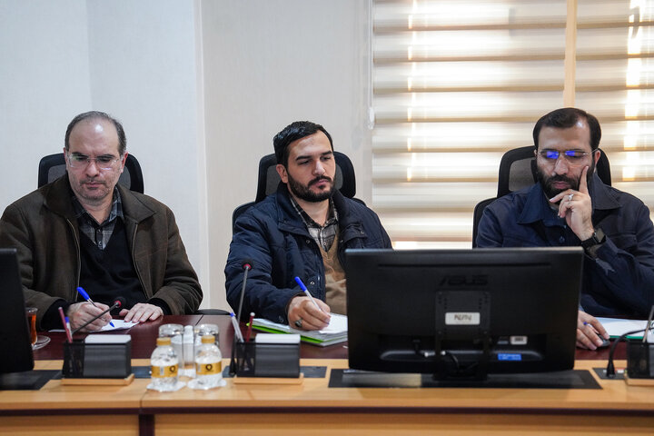 جلسه هیأت مدیره بنیاد برکت با رئیس ستاد اجرایی فرمان امام