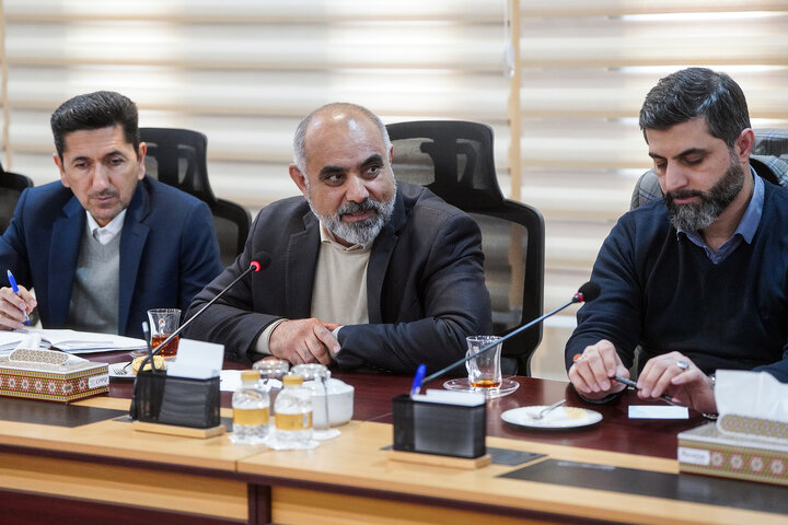 جلسه هیأت مدیره بنیاد برکت با رئیس ستاد اجرایی فرمان امام