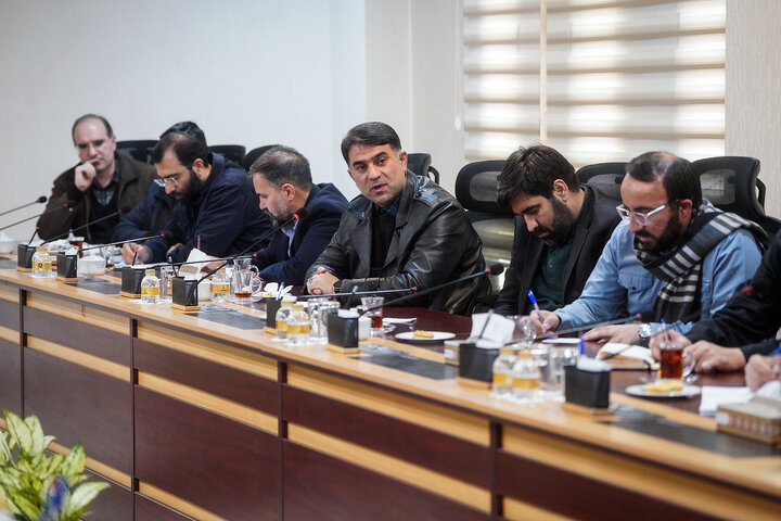 جلسه هیأت مدیره بنیاد برکت با رئیس ستاد اجرایی فرمان امام