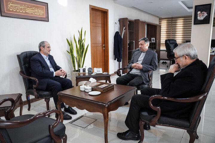 دیدار رئیس دانشگاه علم و صنعت با رئیس ستاد اجرایی فرمان امام