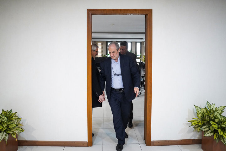 دیدار رئیس دانشگاه علم و صنعت با رئیس ستاد اجرایی فرمان امام