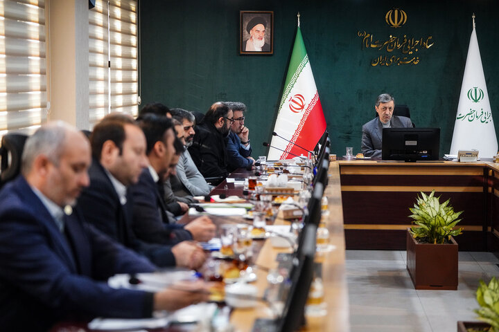 بررسی طرح‌های جهش تولید در محصولات کشاورزی و دامی با حضور رئیس ستاد اجرایی فرمان امام