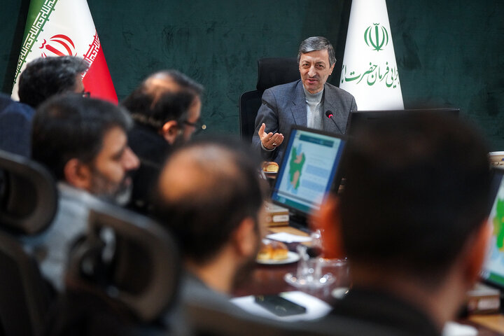 بررسی طرح‌های جهش تولید در محصولات کشاورزی و دامی با حضور رئیس ستاد اجرایی فرمان امام