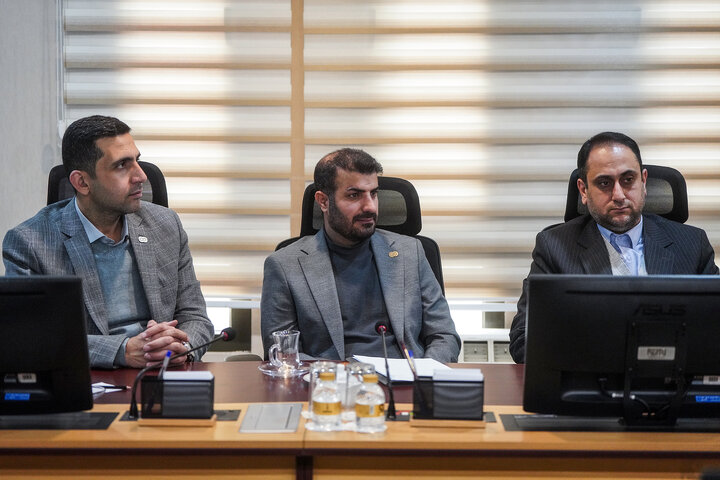 بررسی طرح‌های جهش تولید در محصولات کشاورزی و دامی با حضور رئیس ستاد اجرایی فرمان امام