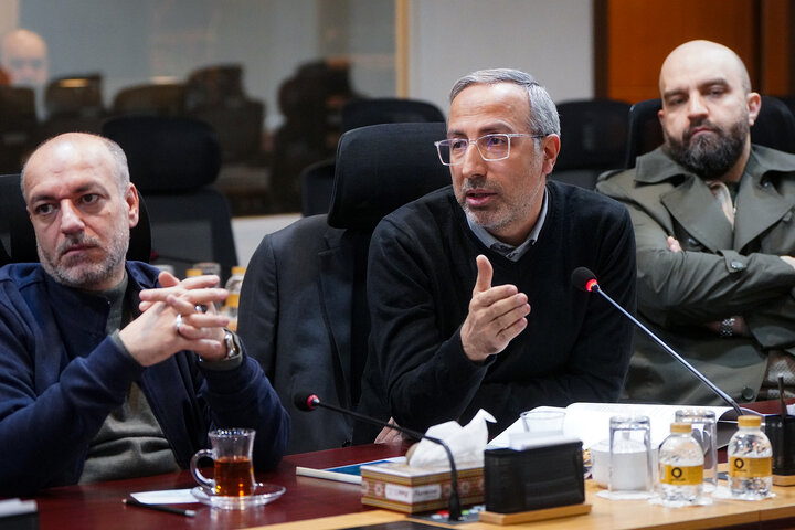 بررسی عملکرد صندوق قرض الحسنه توسعه اشتغال برکت با حضور رئیس ستاد اجرایی فرمان امام