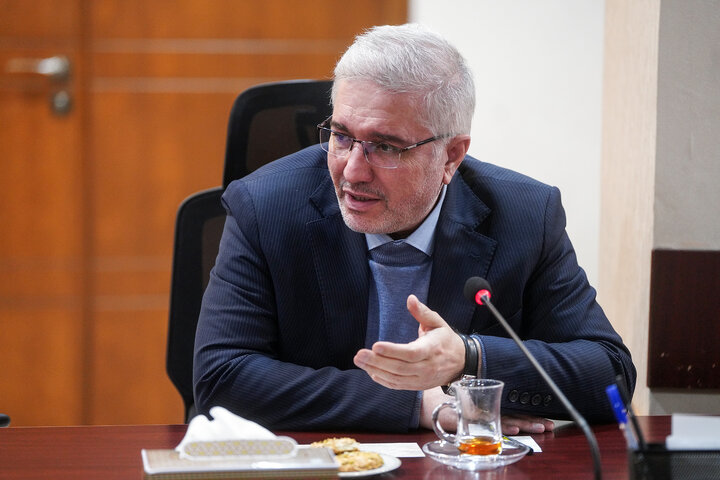 بررسی عملکرد صندوق قرض الحسنه توسعه اشتغال برکت با حضور رئیس ستاد اجرایی فرمان امام