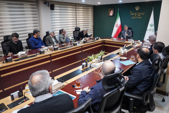 بررسی عملکرد صندوق قرض الحسنه توسعه اشتغال برکت با حضور رئیس ستاد اجرایی فرمان امام