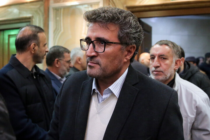 حضور رئیس ستاد اجرایی فرمان امام در مراسم ترحیم شهید فرج الله شوشتری