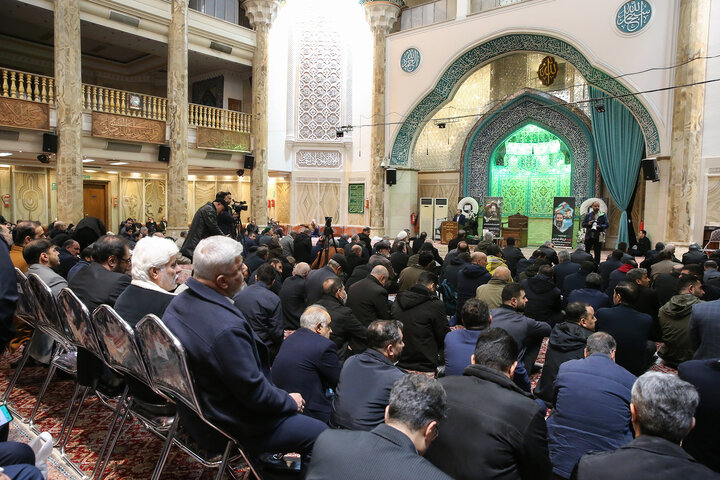 حضور رئیس ستاد اجرایی فرمان امام در مراسم ترحیم شهید فرج الله شوشتری