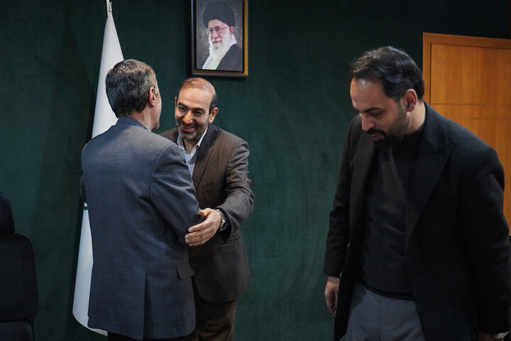 دیدار نمایندگان فراکسیون شاهد مجلس با رئیس ستاد اجرایی فرمان امام