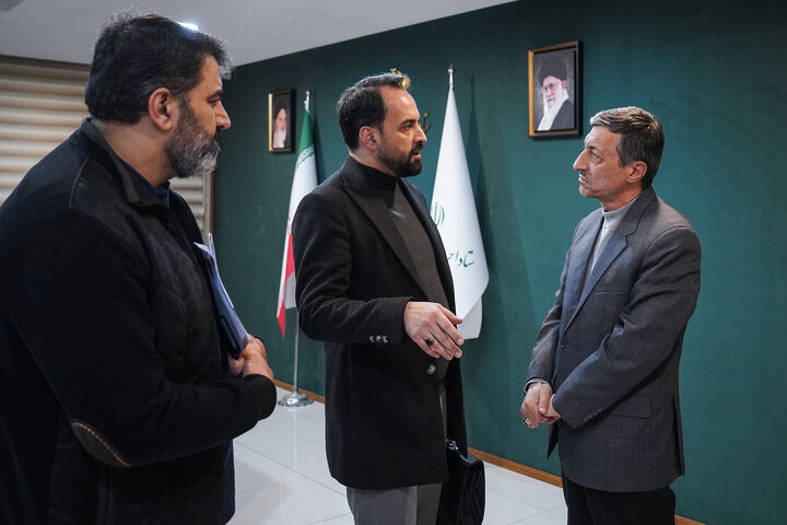 دیدار نمایندگان فراکسیون شاهد مجلس با رئیس ستاد اجرایی فرمان امام