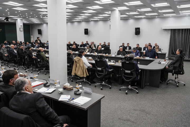 نشست سراسری مدیران سازمان اموال و املاک با رئیس ستاد اجرایی فرمان امام