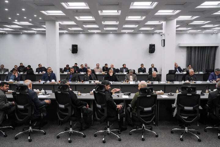 نشست سراسری مدیران سازمان اموال و املاک با رئیس ستاد اجرایی فرمان امام