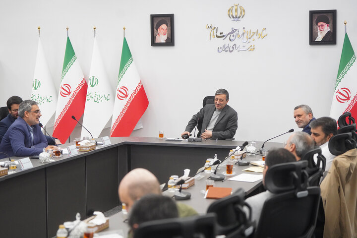 نشست سراسری مدیران سازمان اموال و املاک با رئیس ستاد اجرایی فرمان امام