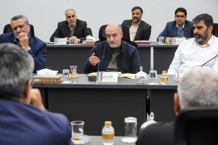 نشست سراسری مدیران سازمان اموال و املاک با رئیس ستاد اجرایی فرمان امام