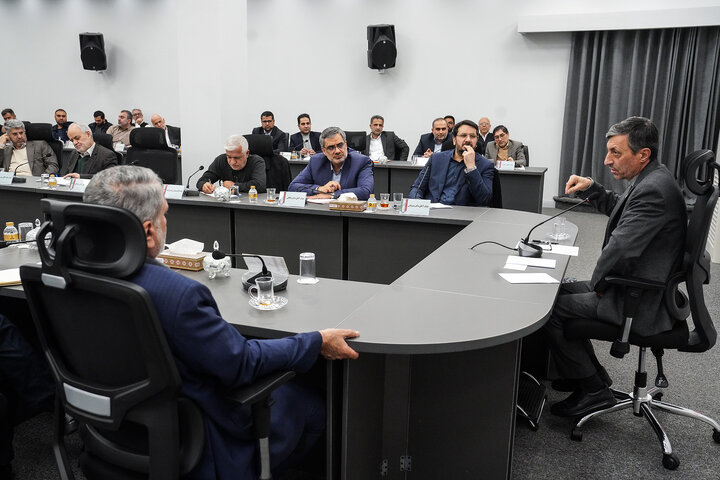 نشست سراسری مدیران سازمان اموال و املاک با رئیس ستاد اجرایی فرمان امام