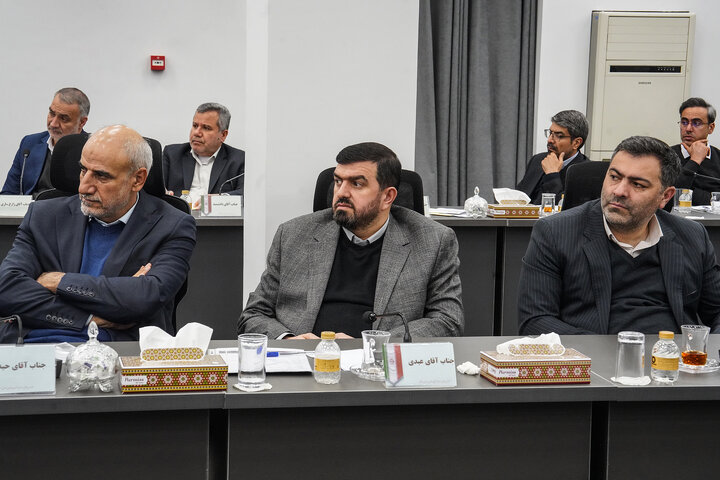 نشست سراسری مدیران سازمان اموال و املاک با رئیس ستاد اجرایی فرمان امام