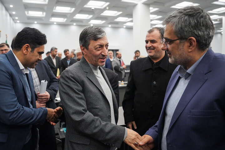 نشست سراسری مدیران سازمان اموال و املاک با رئیس ستاد اجرایی فرمان امام