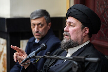 هدف اساسی دشمن ضربه به دین‌داری و همبستگی ایرانیان است/ حتی کسانی که با زبان تند سخن می‌گویند را باید در آغوش گرفت