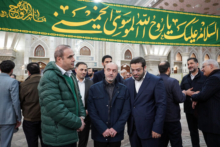 تجدید میثاق رئیس، مدیران و کارکنان ستاد اجرایی فرمان امام با آرمان‌های بنیانگذار کبیر انقلاب اسلامی