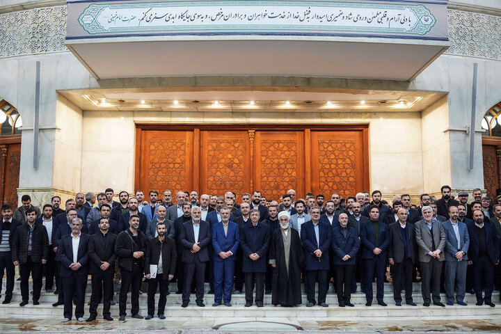 تجدید میثاق رئیس، مدیران و کارکنان ستاد اجرایی فرمان امام با آرمان‌های بنیانگذار کبیر انقلاب اسلامی