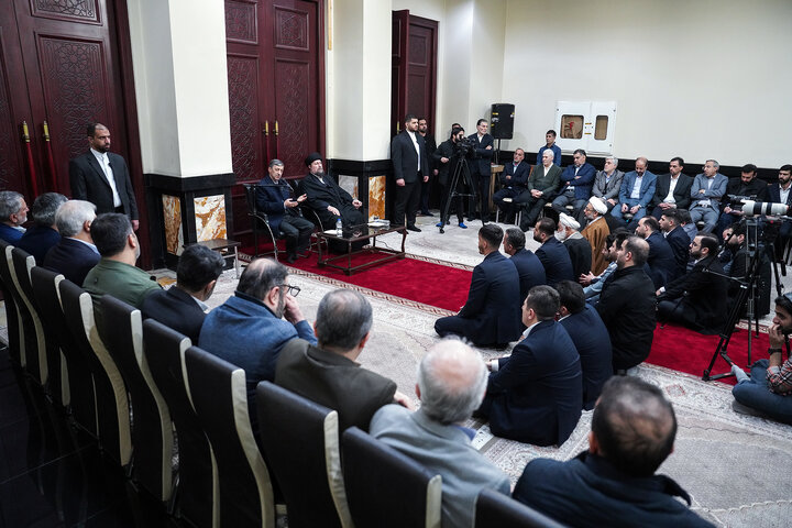 تجدید میثاق رئیس، مدیران و کارکنان ستاد اجرایی فرمان امام با آرمان‌های بنیانگذار کبیر انقلاب اسلامی