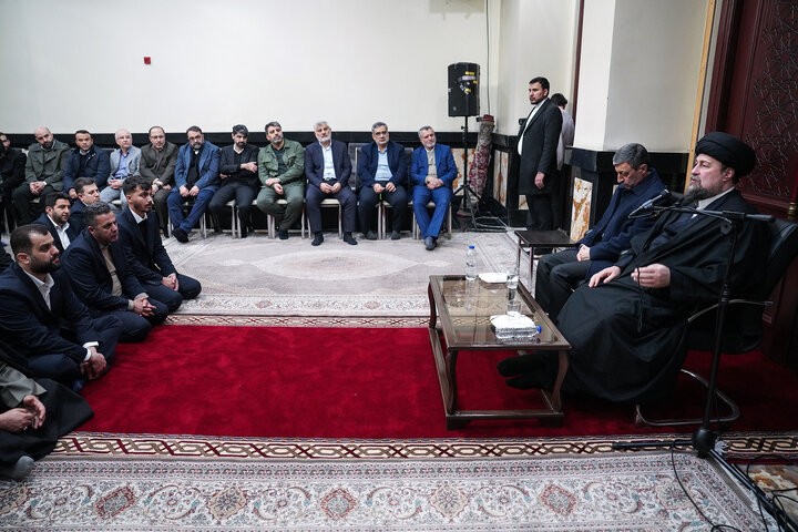 تجدید میثاق رئیس، مدیران و کارکنان ستاد اجرایی فرمان امام با آرمان‌های بنیانگذار کبیر انقلاب اسلامی