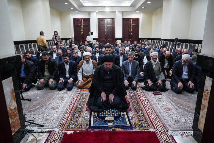 تجدید میثاق رئیس، مدیران و کارکنان ستاد اجرایی فرمان امام با آرمان‌های بنیانگذار کبیر انقلاب اسلامی