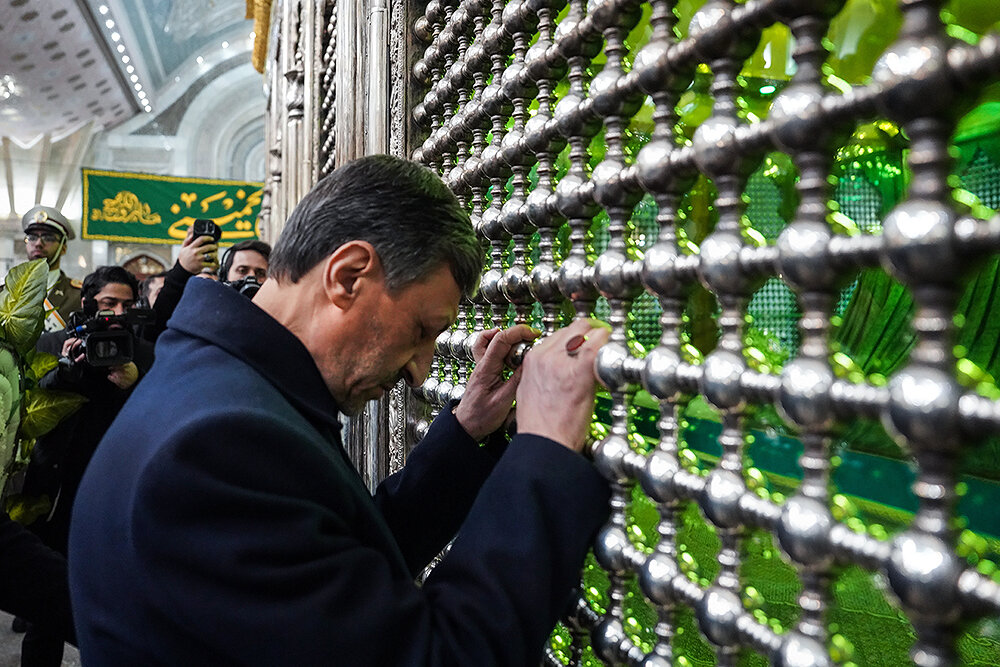 تجدید میثاق رئیس، مدیران و کارکنان ستاد اجرایی فرمان امام با آرمان‌های بنیانگذار کبیر انقلاب اسلامی
